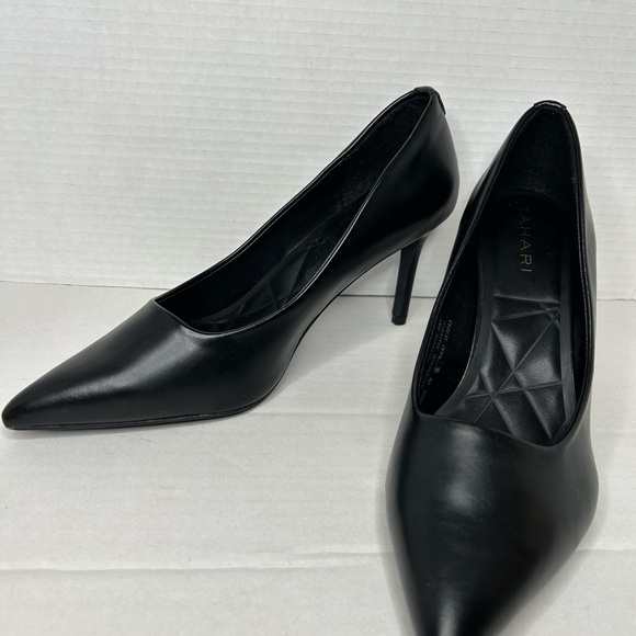 New Tahari Black leather Pumps cushion insole women Size 9 (new without Box.) - Picture 2 of 6
